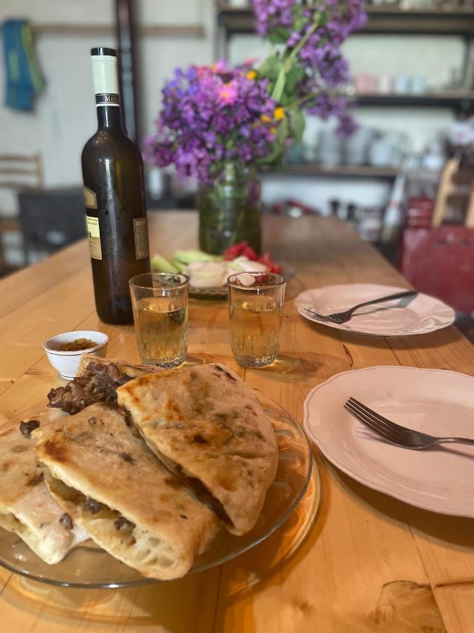 Gunter Guest House Адиши Экстерьер фото